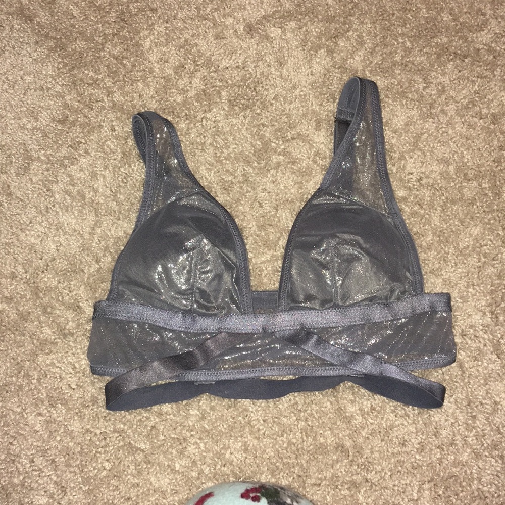 BRAND NEW VS bralette